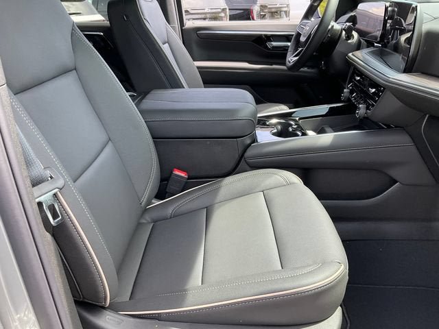 New 2026 Chevrolet Suburban Premier AWD/4WD image 21