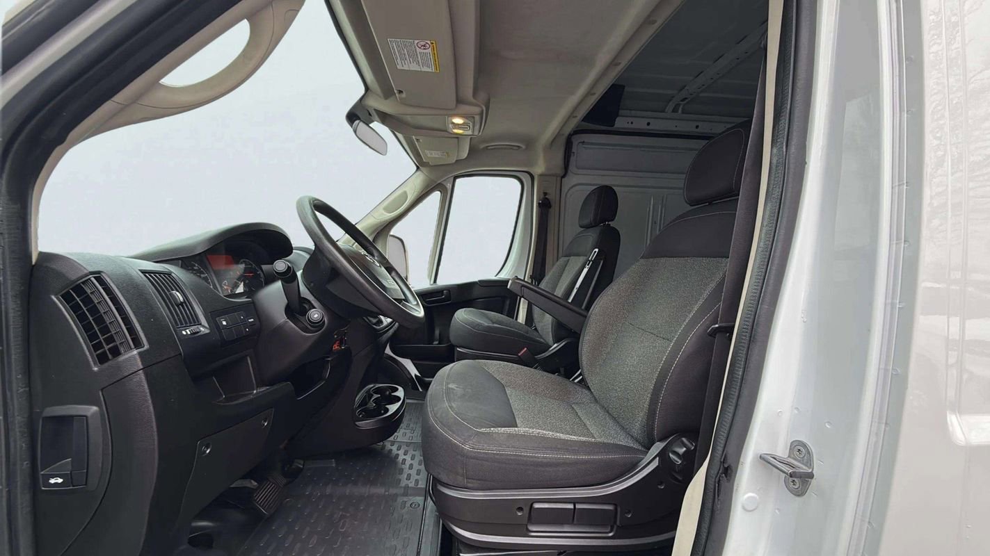 Used 2019 RAM ProMaster 2500 w/ Interior Convenience Group image 12