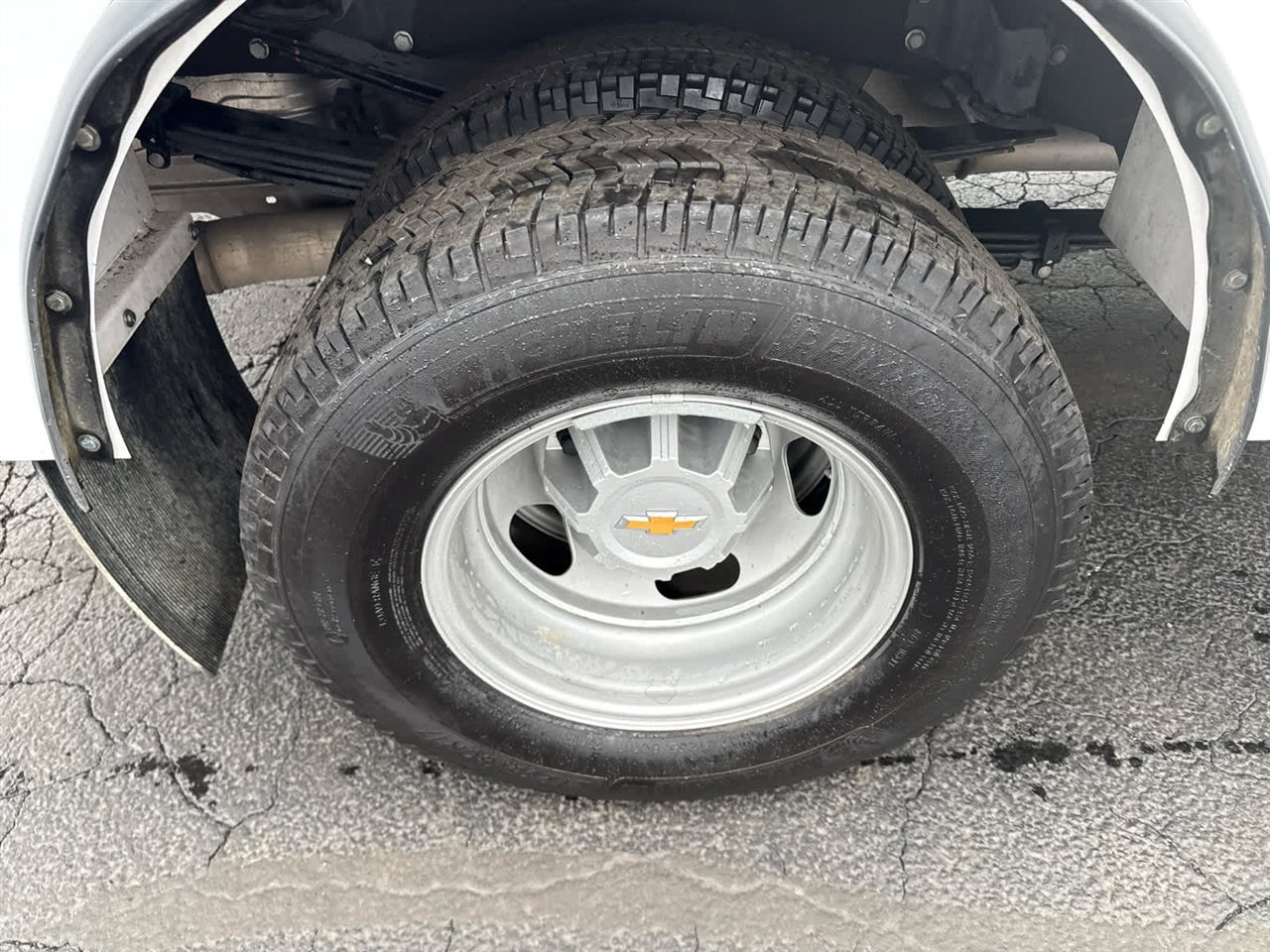 Used 2025 Chevrolet Silverado 3500 W/T w/ WT Convenience Package image 9