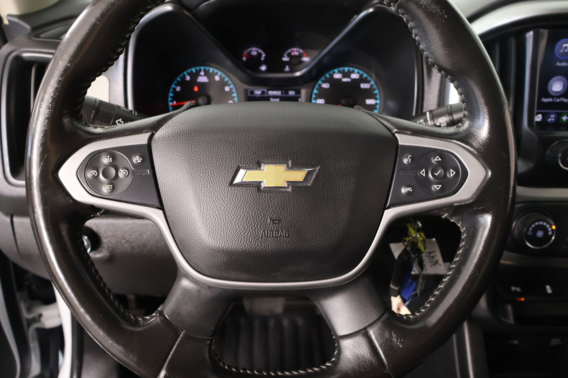 Used 2022 Chevrolet Colorado LT w/ Fleet Safety Package RWD image 3