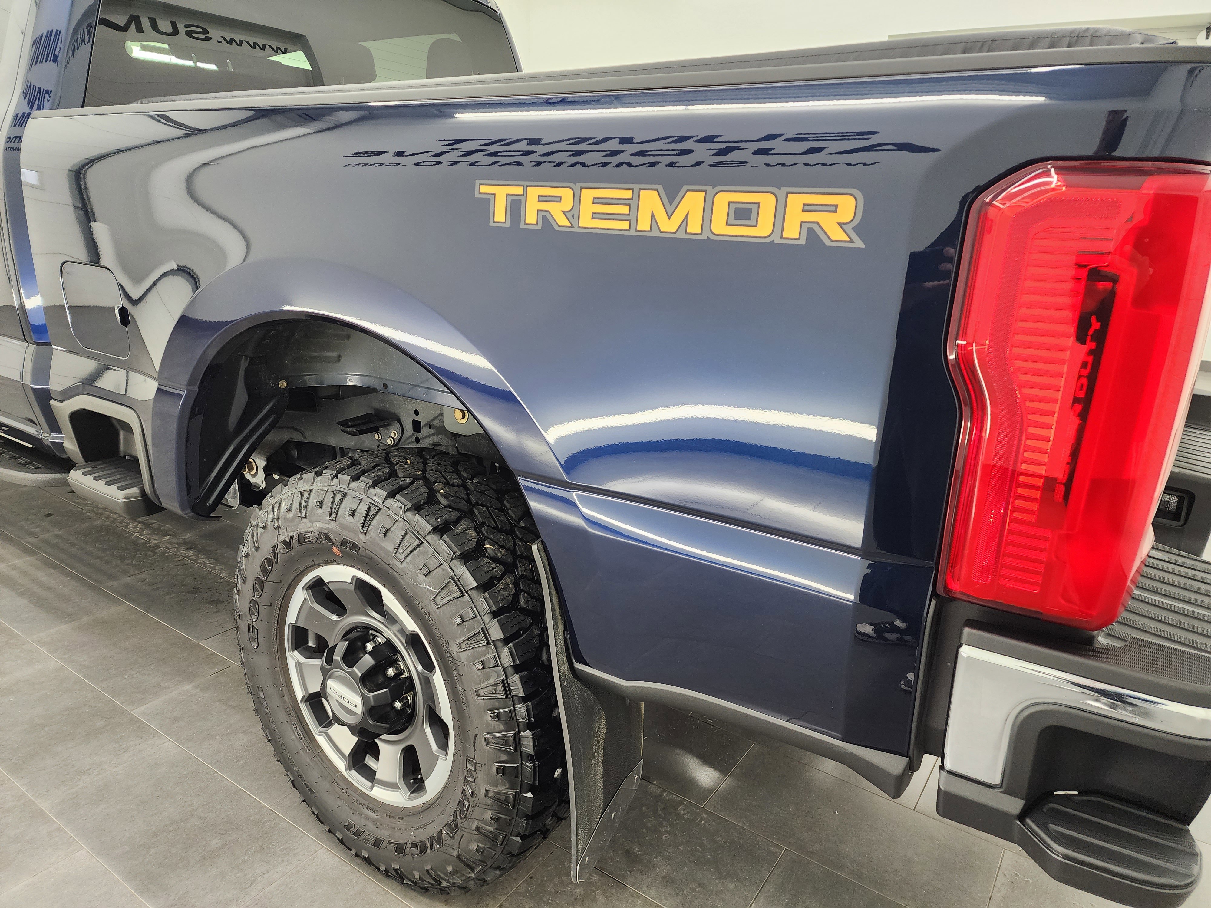 Used 2024 Ford F350 XLT w/ Tremor Off-Road Package image 28