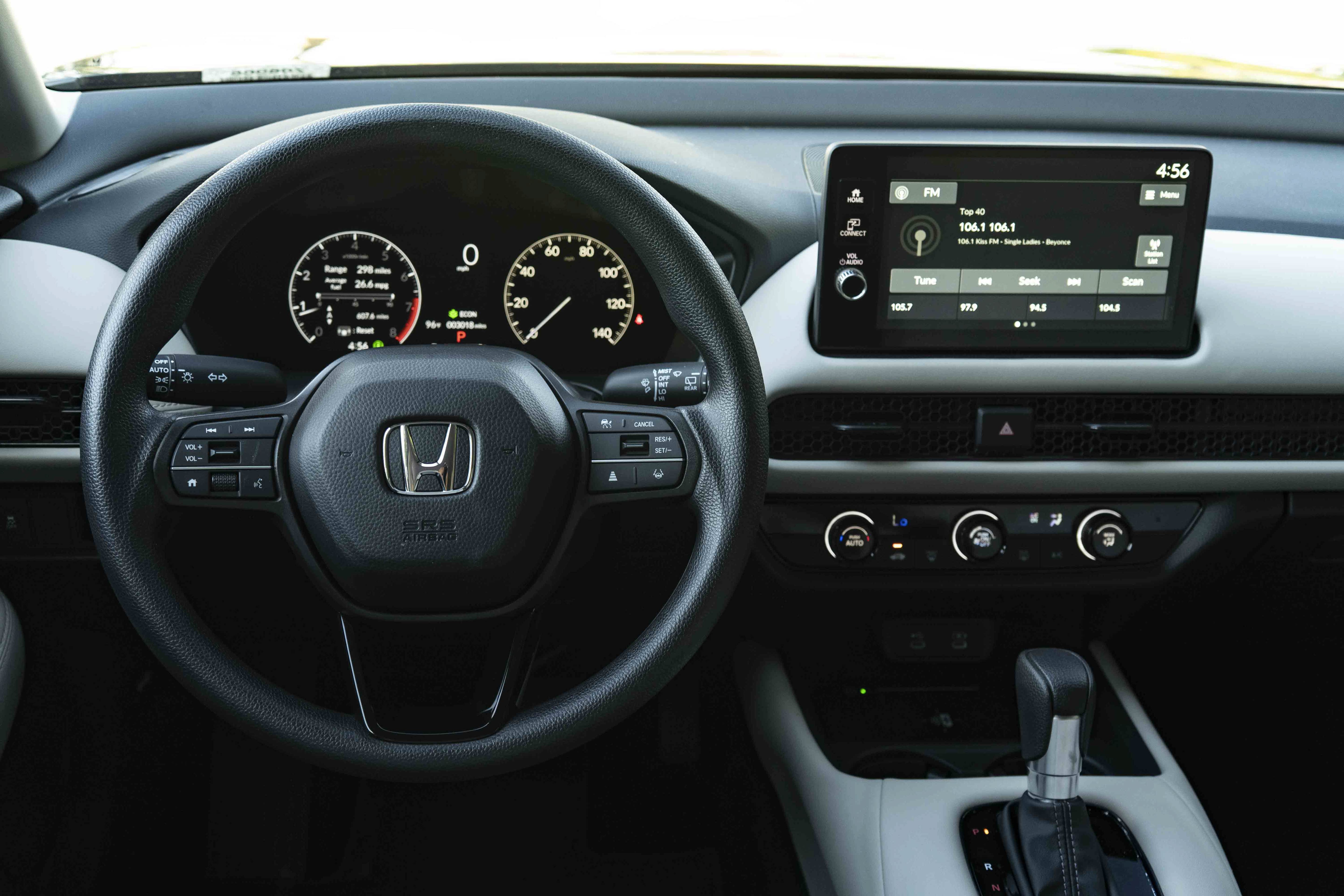 Certified 2027 Honda HR-V LX image 19