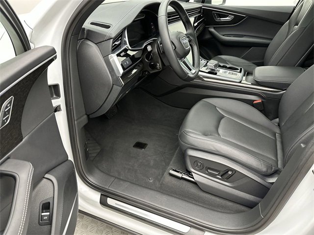 Certified 2025 Audi Q7 3.0T Premium Plus w/ Premium Plus Package image 11