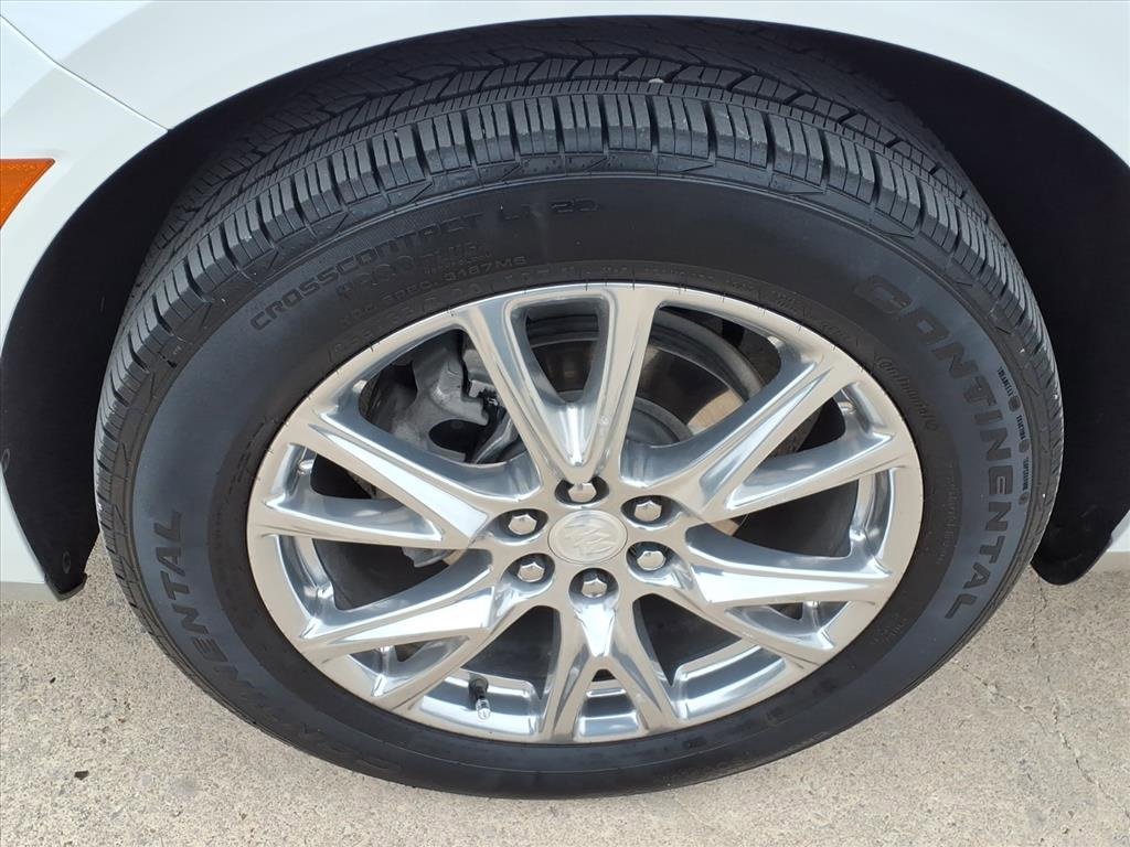 Certified 2022 Buick Enclave Premium w/ Experience Buick Package image 9