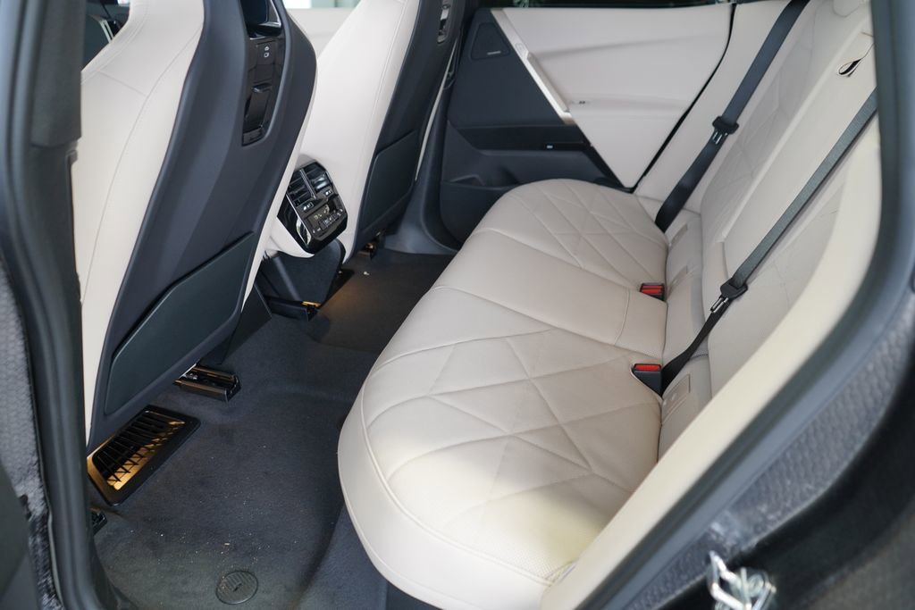 New 2026 BMW iX xDrive45 w/ Premium Package image 19