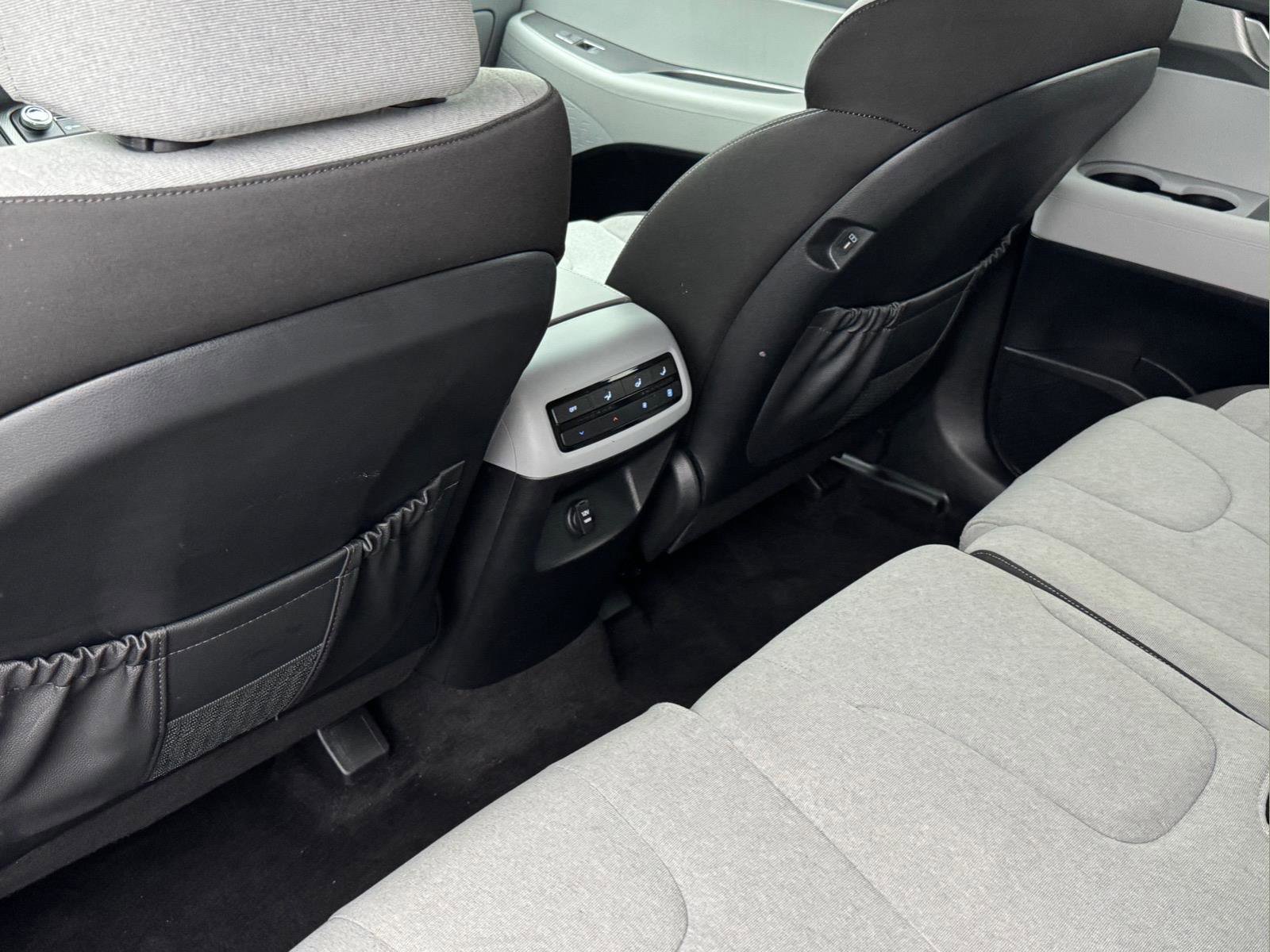 Used 2023 Hyundai Palisade SE w/ Cargo Package FWD image 15