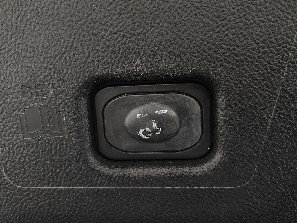 Used 2020 Lincoln Nautilus Reserve AWD/4WD image 27
