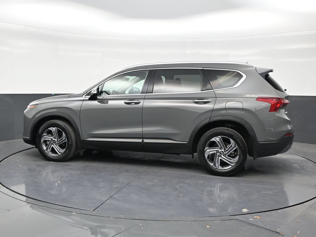 Used 2023 Hyundai Santa Fe SEL FWD image 2