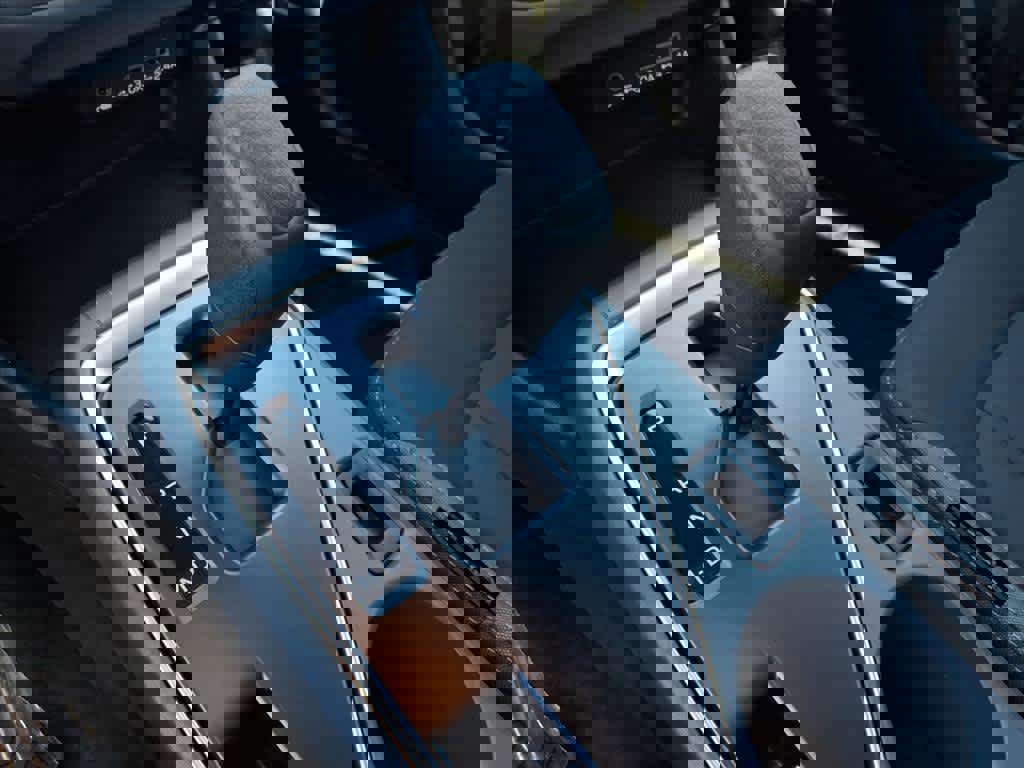 Certified 2025 Subaru Crosstrek 2.0i Premium w/ Convenience Package #2 image 35