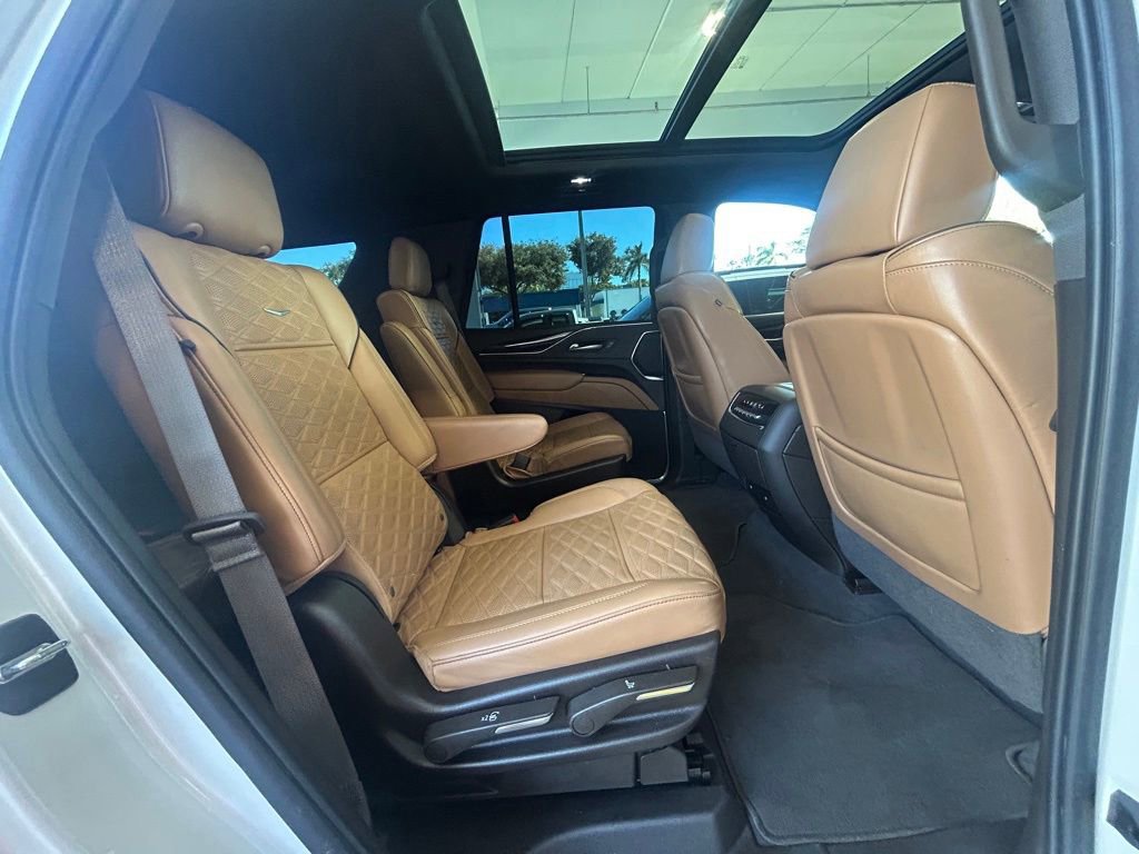 Used 2022 Cadillac Escalade Sport image 34