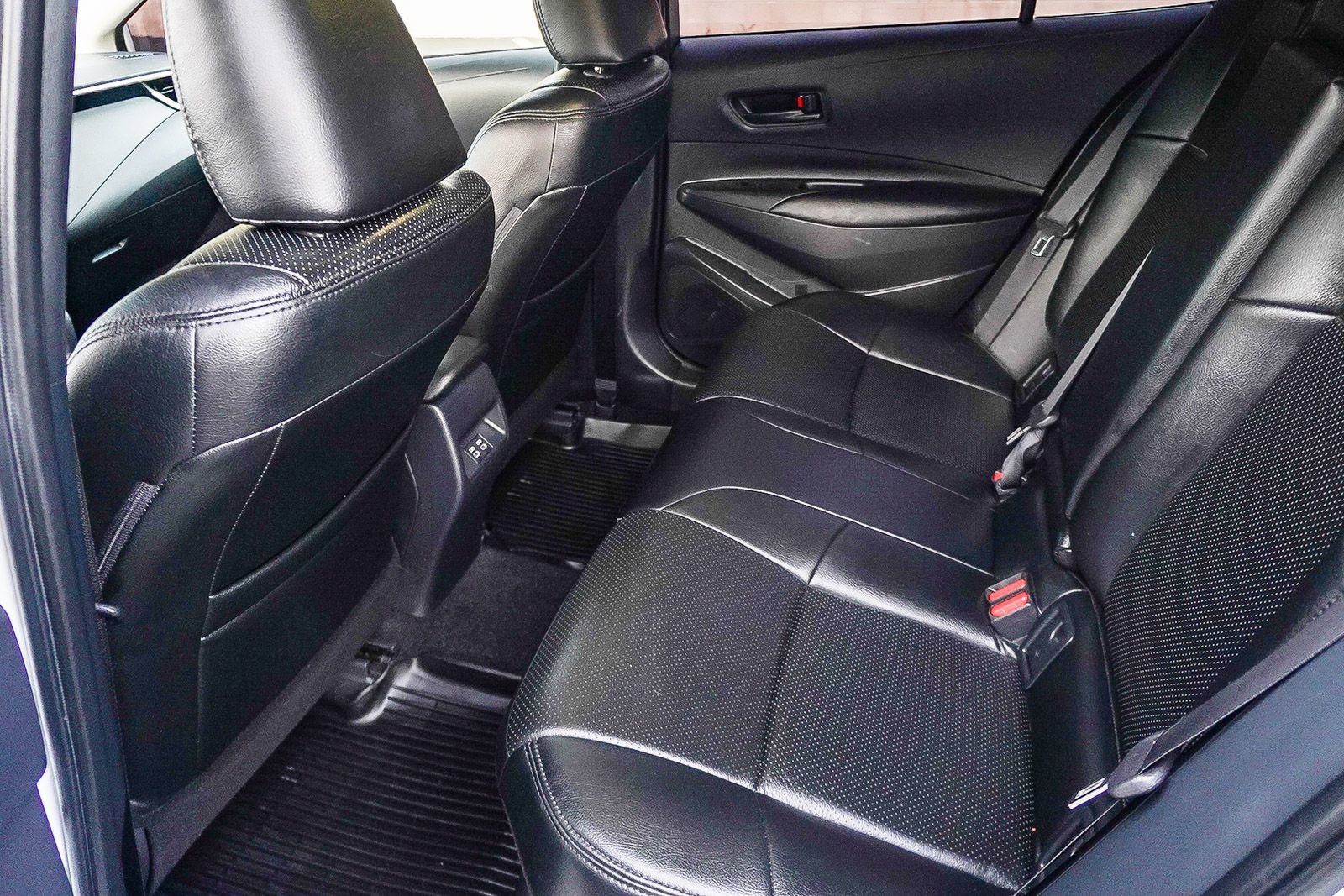 Certified 2023 Toyota Corolla LE image 24