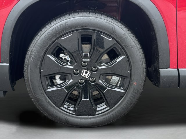 Certified 2026 Honda Pilot Black Edition image 7