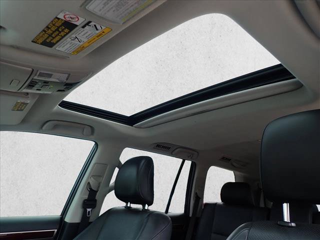 Used 2019 Lexus GX 460 Luxury AWD/4WD image 14
