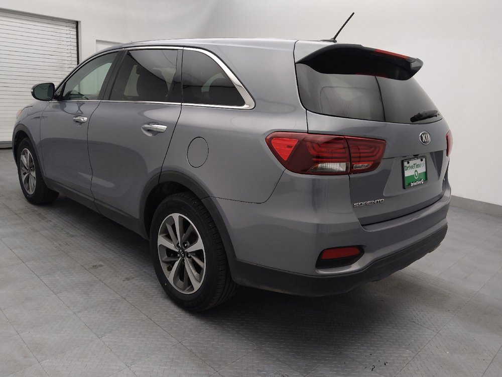 Used 2020 Kia Sorento LX image 3