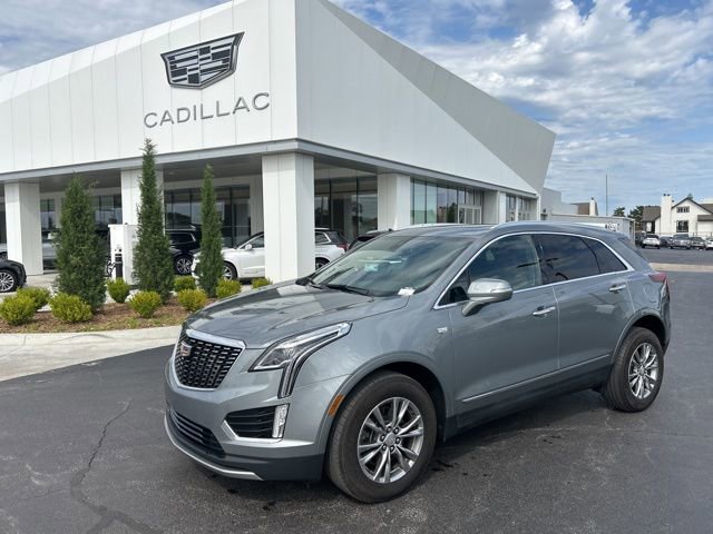 Certified 2023 Cadillac XT5 Premium Luxury AWD/4WD image 2