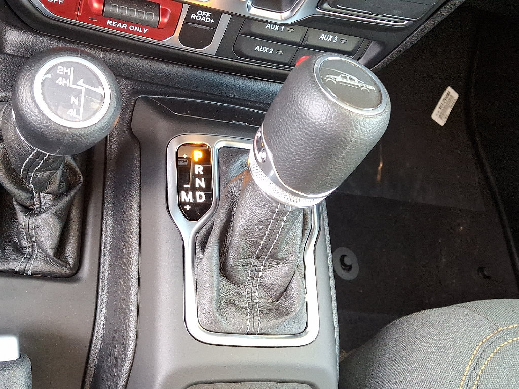 New 2026 Jeep Gladiator Sport AWD/4WD image 16
