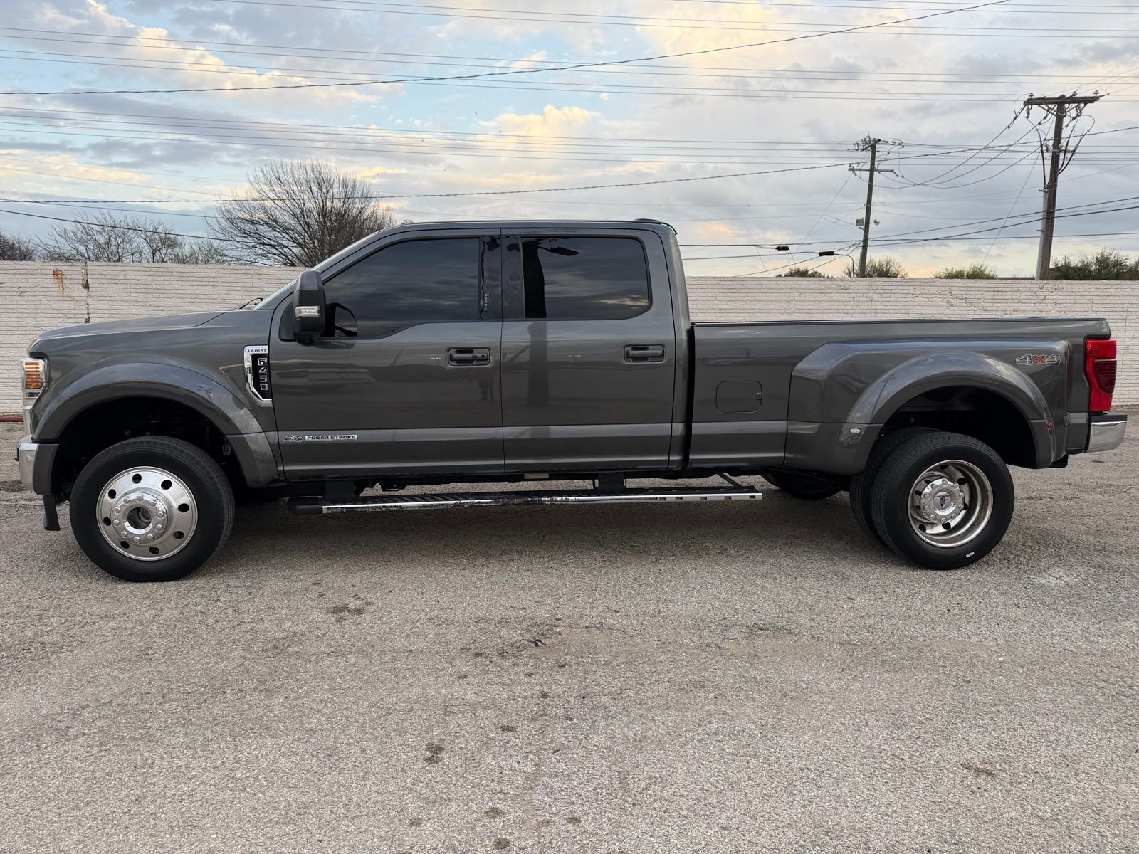 Used 2020 Ford F450 Lariat w/ Lariat Ultimate Package image 3