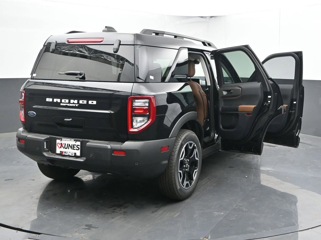 New 2025 Ford Bronco Sport Outer Banks image 55