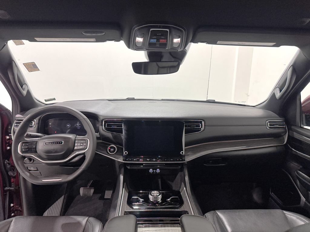 Used 2022 Jeep Wagoneer Series III w/ Flexible Seating Group AWD/4WD image 2
