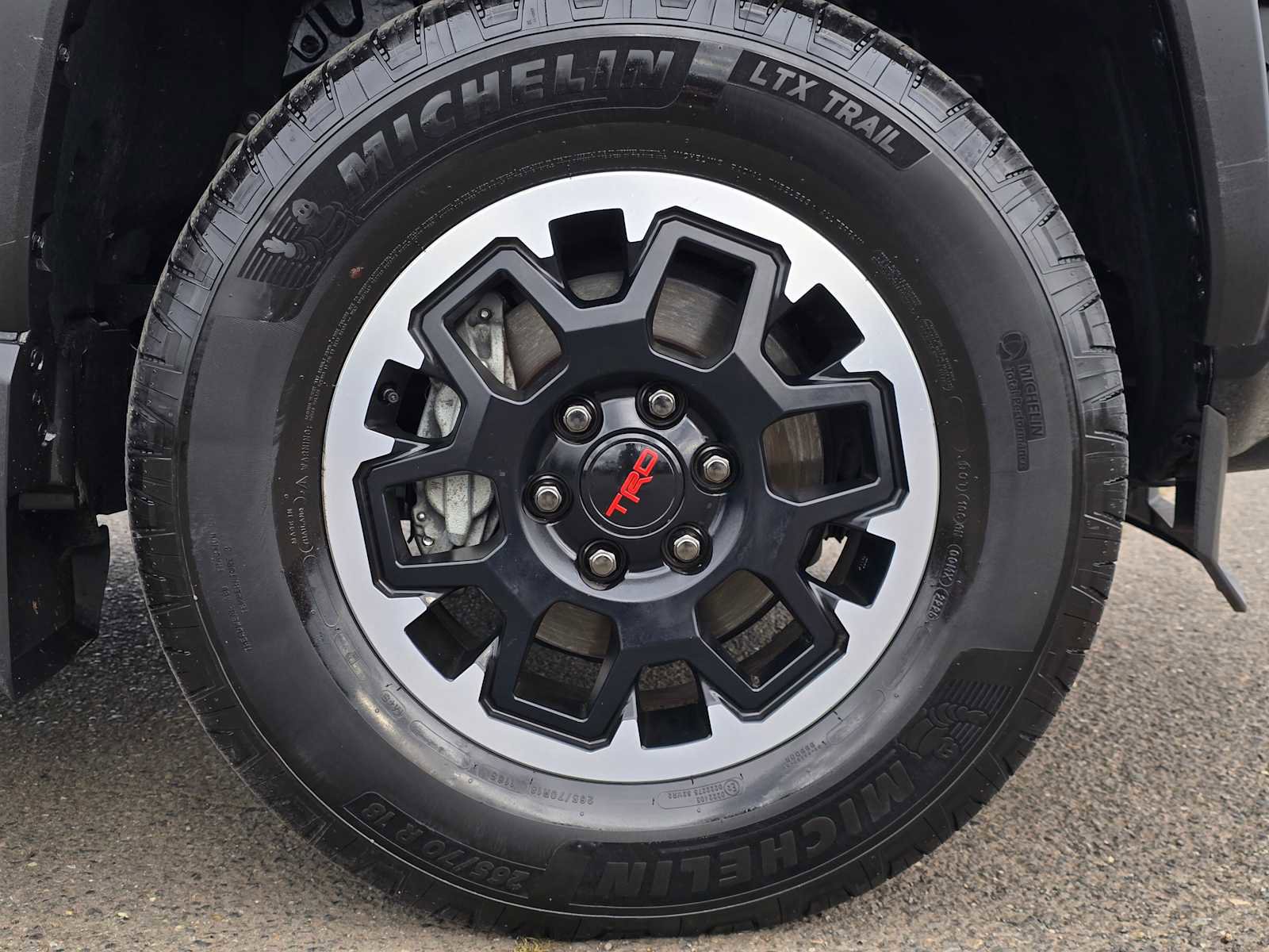 Certified 2025 Toyota 4Runner TRD Off-Road Premium image 10