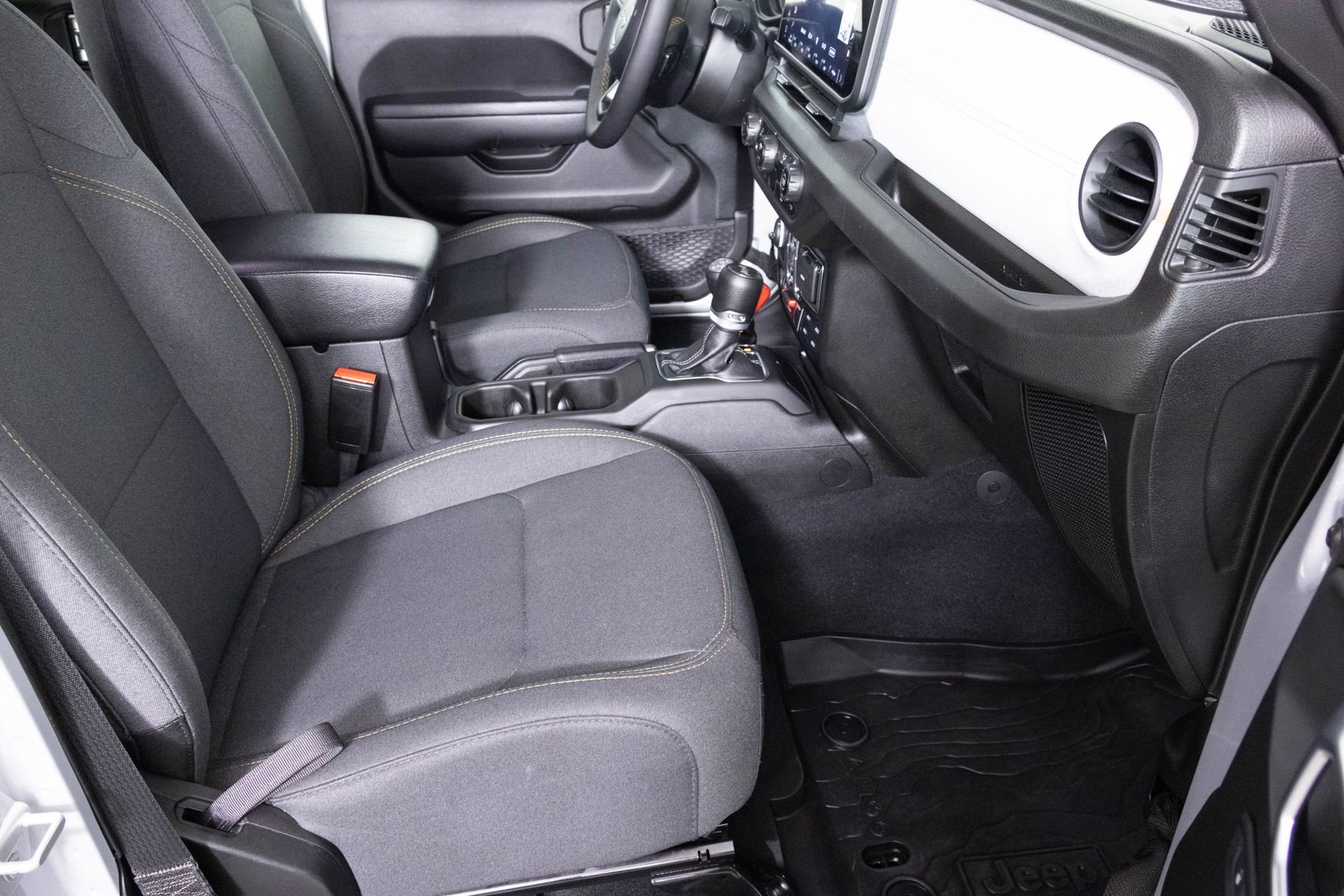 Used 2024 Jeep Wrangler Willys 4xe image 40