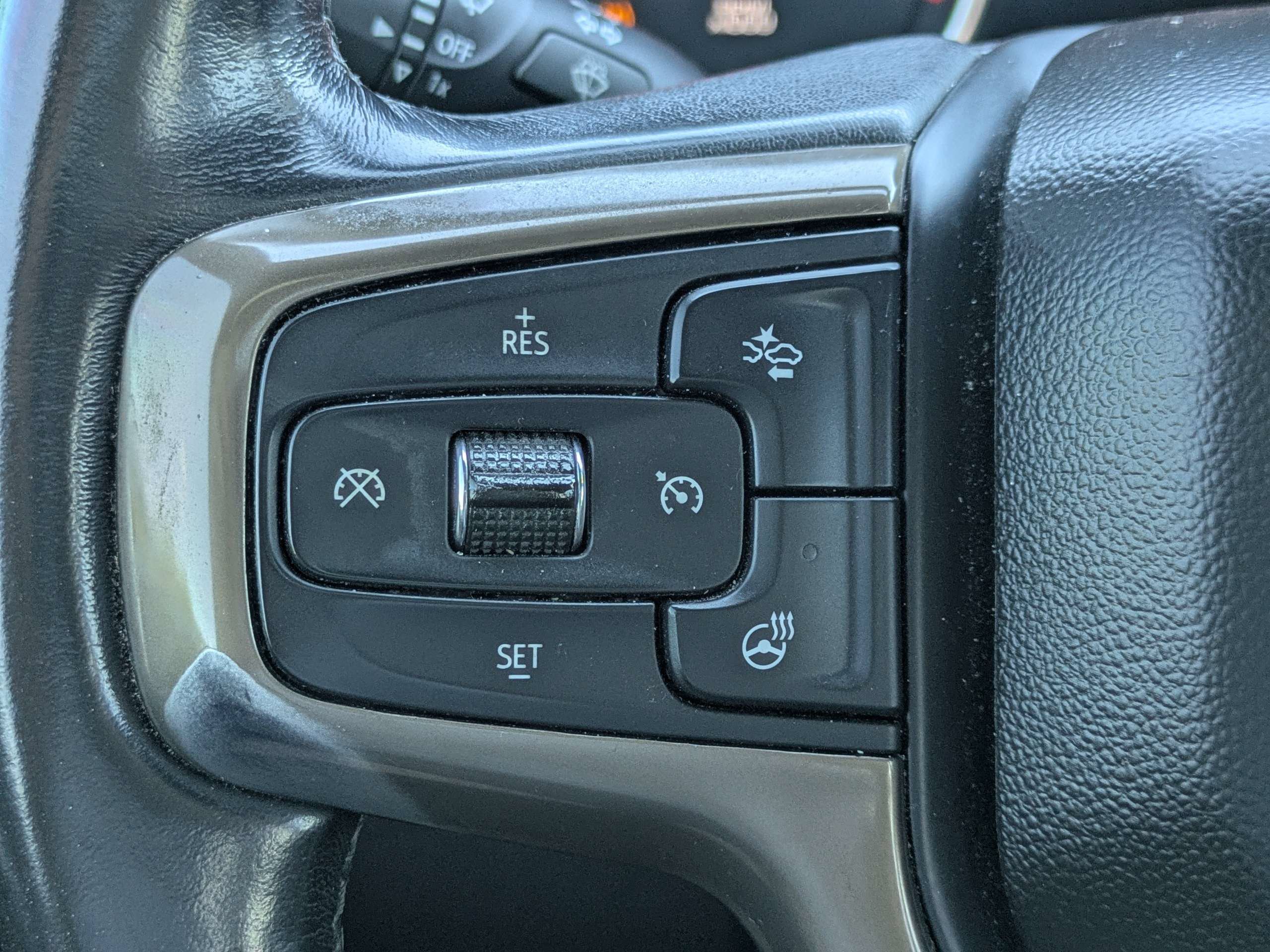 Used 2023 Chevrolet Silverado 3500 High Country AWD/4WD image 24