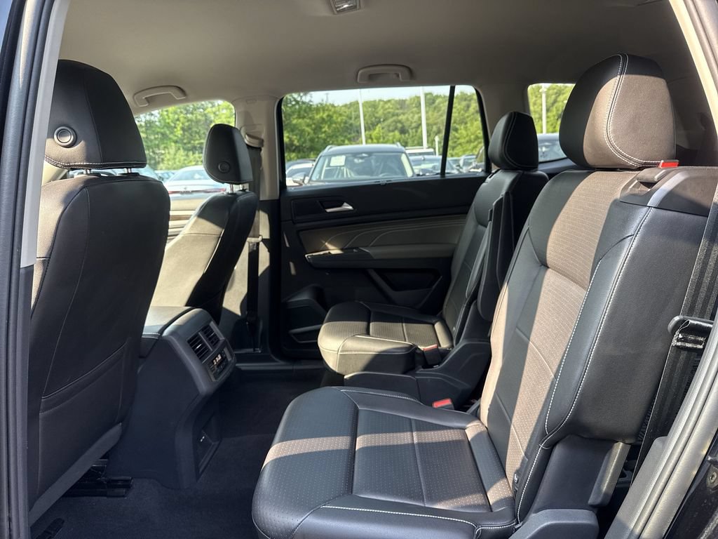 Used 2023 Volkswagen Atlas SE AWD/4WD image 24