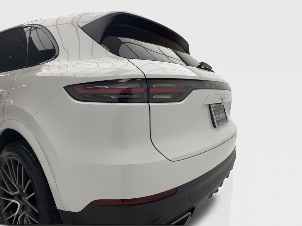 Used 2020 Porsche Cayenne AWD/4WD image 11