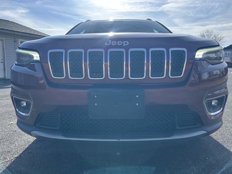 Used 2019 Jeep Cherokee Limited AWD/4WD image 15
