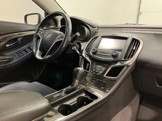 Used 2016 Buick LaCrosse FWD image 43