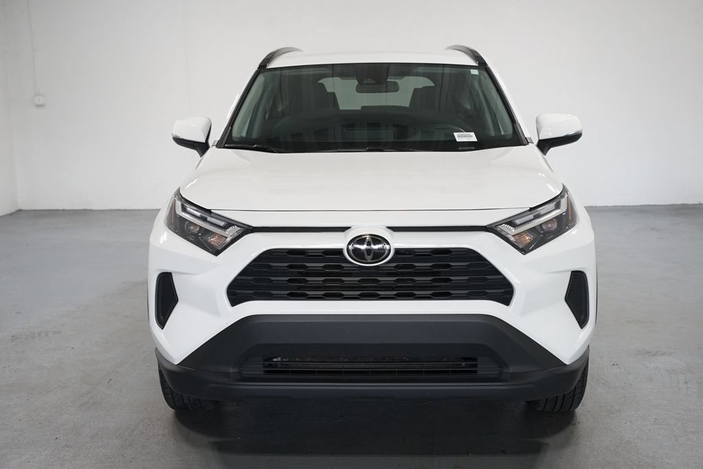 Certified 2025 Toyota RAV4 XLE FWD image 2