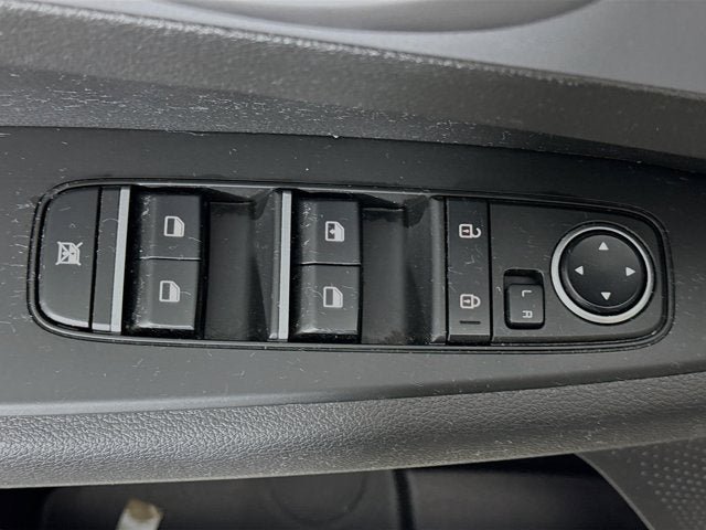 Used 2023 Kia Forte LXS w/ LXS Technology Package FWD image 17