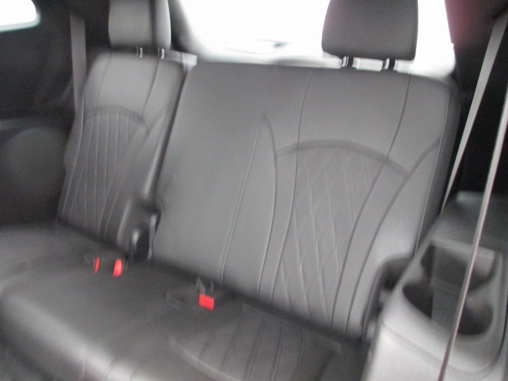 Certified 2023 Buick Enclave Avenir image 21