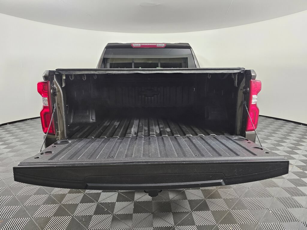 Used 2021 Chevrolet Silverado 1500 RST w/ Z71 Off-Road Package AWD/4WD image 15