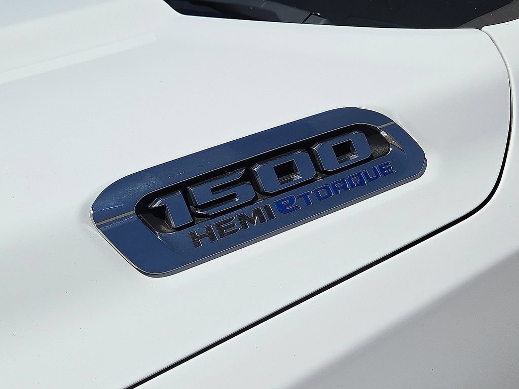 Used 2024 RAM 1500 Laramie RWD image 11