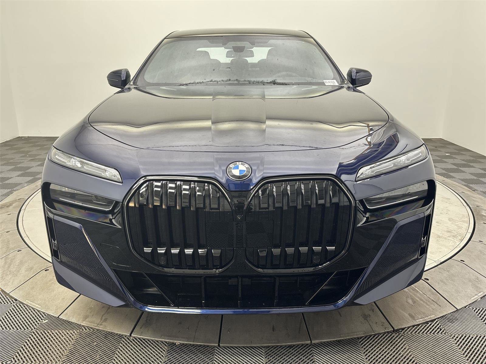 New 2026 BMW 740i xDrive w/ Executive Package image 14