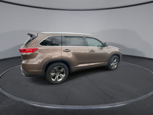 Used 2018 Toyota Highlander Limited image 15