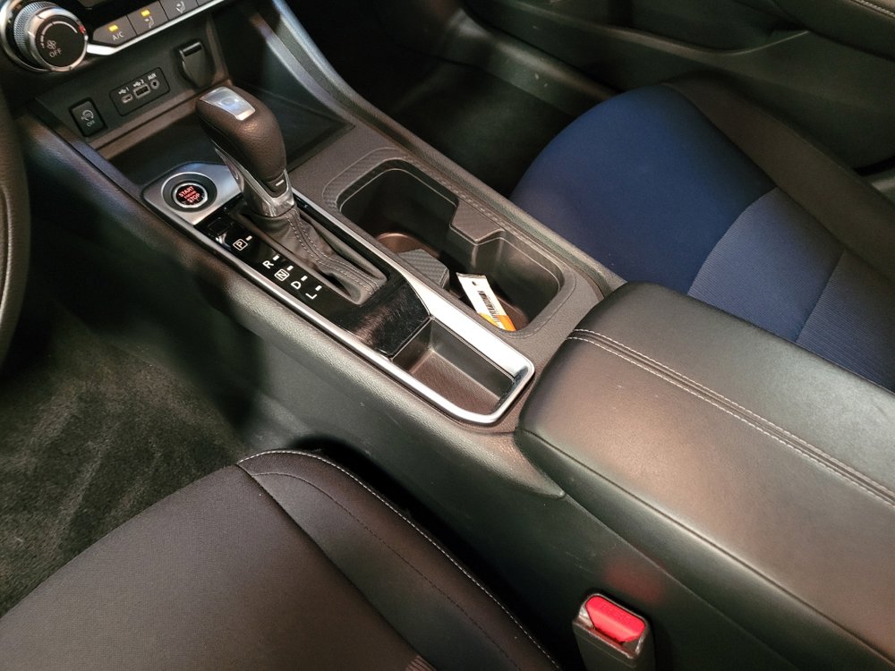 Used 2025 Nissan Sentra SV image 26