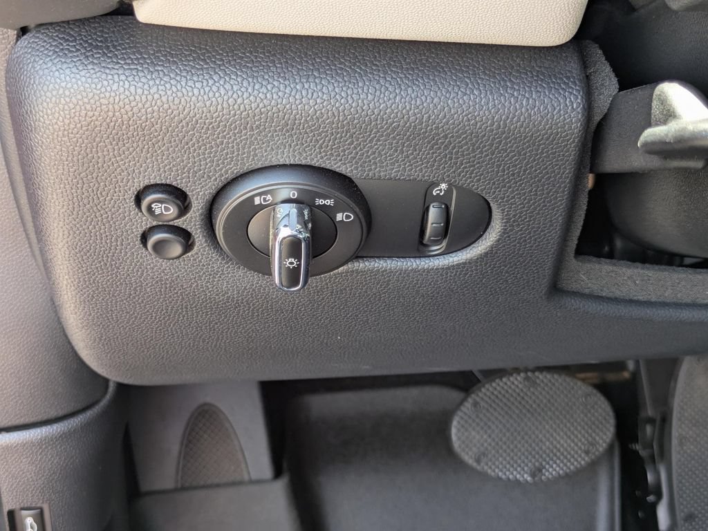 Used 2023 MINI Cooper S FWD image 18