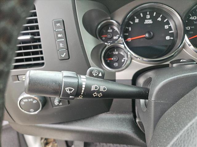 Used 2011 Chevrolet Silverado 1500 LT w/ Texas Edition RWD image 19