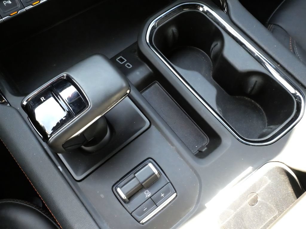 Used 2025 GMC Sierra 1500 AT4 AWD/4WD image 14