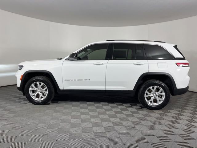 Used 2023 Jeep Grand Cherokee Limited image 6