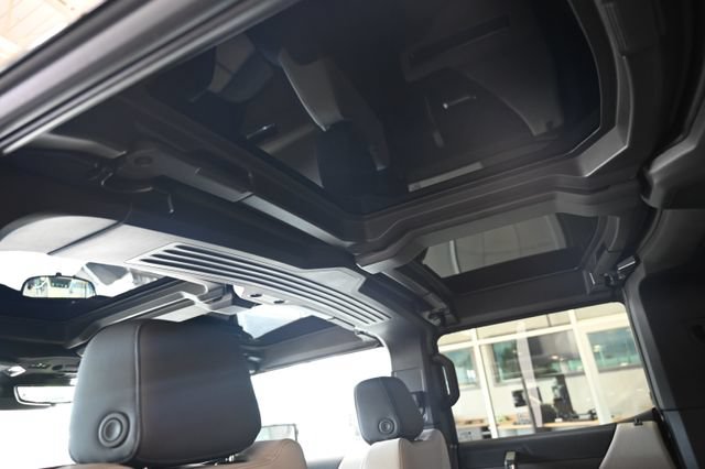 New 2026 GMC Hummer EV SUV w/ LPO, Dark Essentials Package AWD/4WD image 29