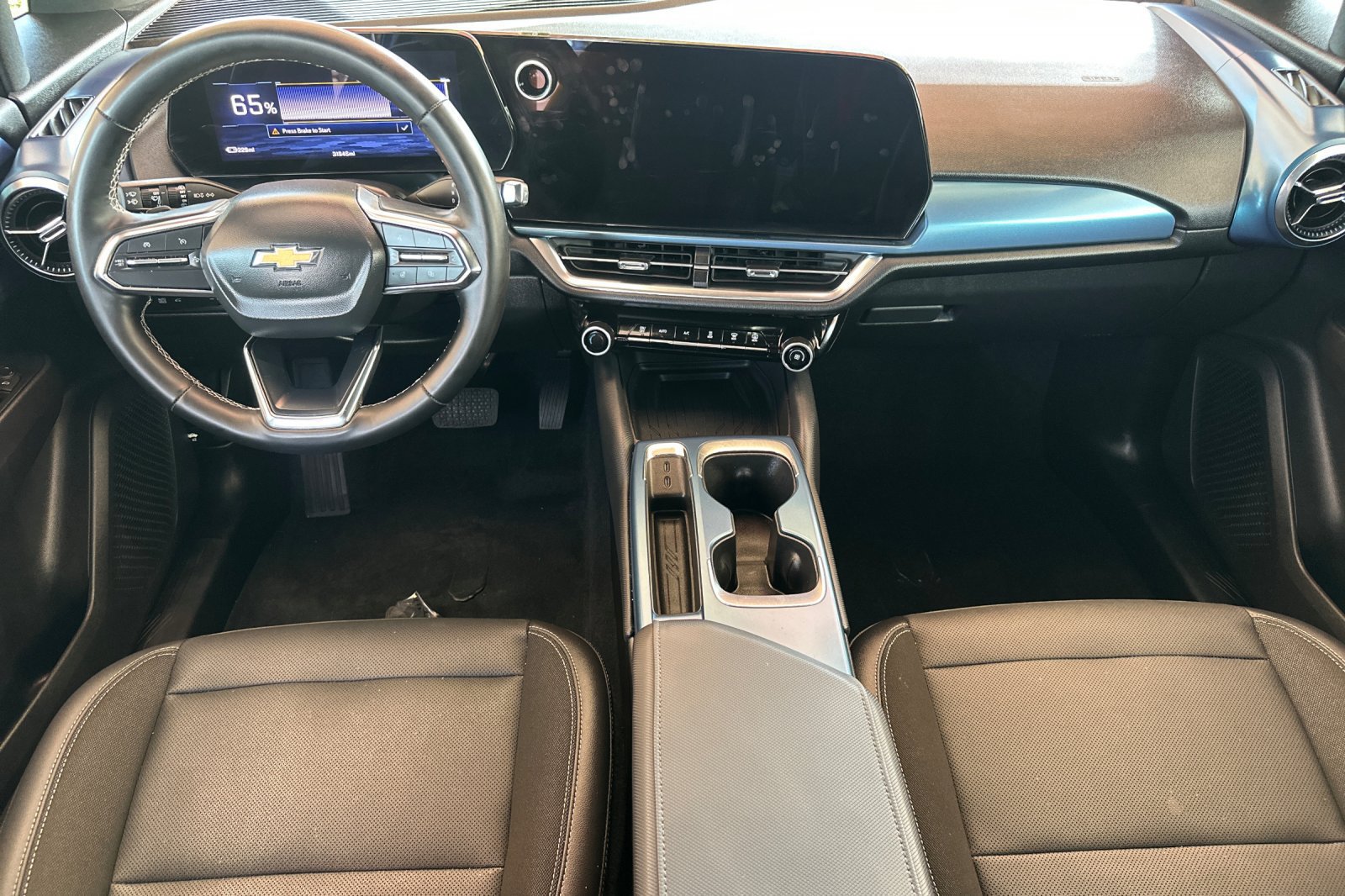 Used 2024 Chevrolet Equinox EV LT FWD image 15