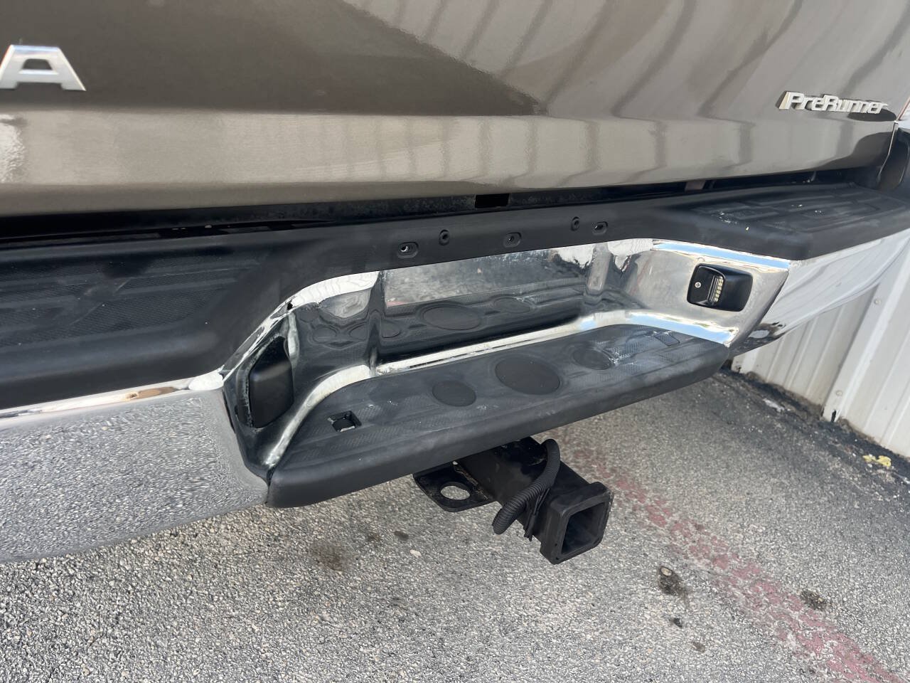 Used 2010 Toyota Tacoma PreRunner RWD image 17