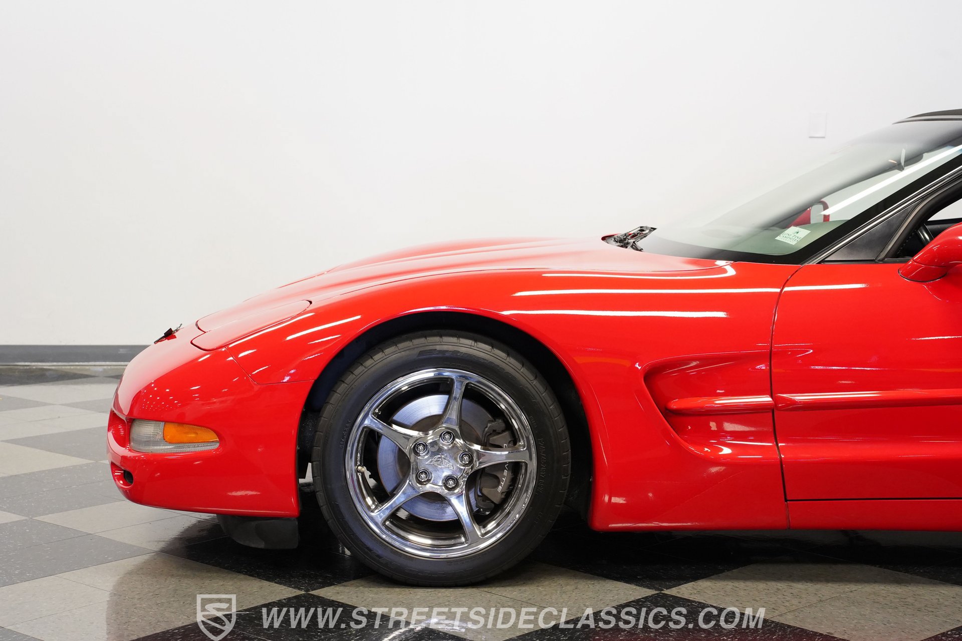 Used 1999 Chevrolet Corvette Convertible w/ Memory Pkg RWD image 24