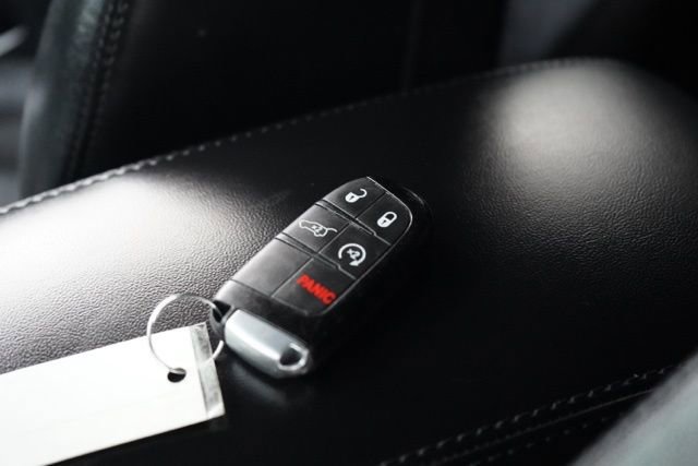 Used 2022 Jeep Grand Cherokee Laredo X image 37