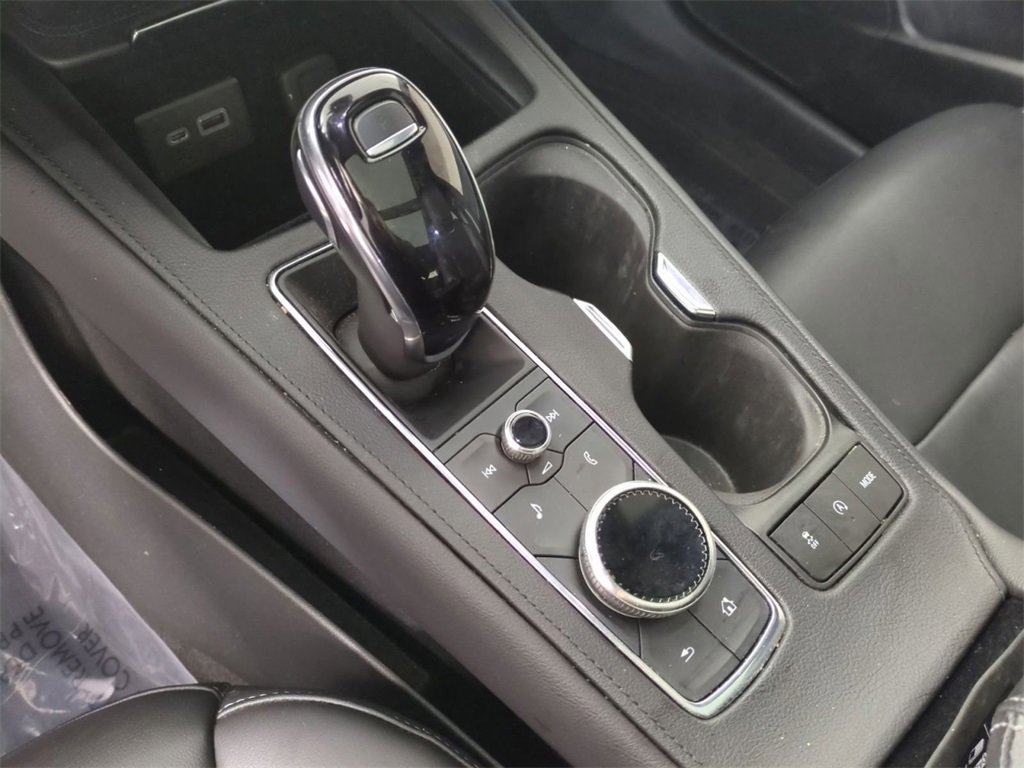 Certified 2023 Cadillac XT4 Premium Luxury w/ Cold Weather Package image 15