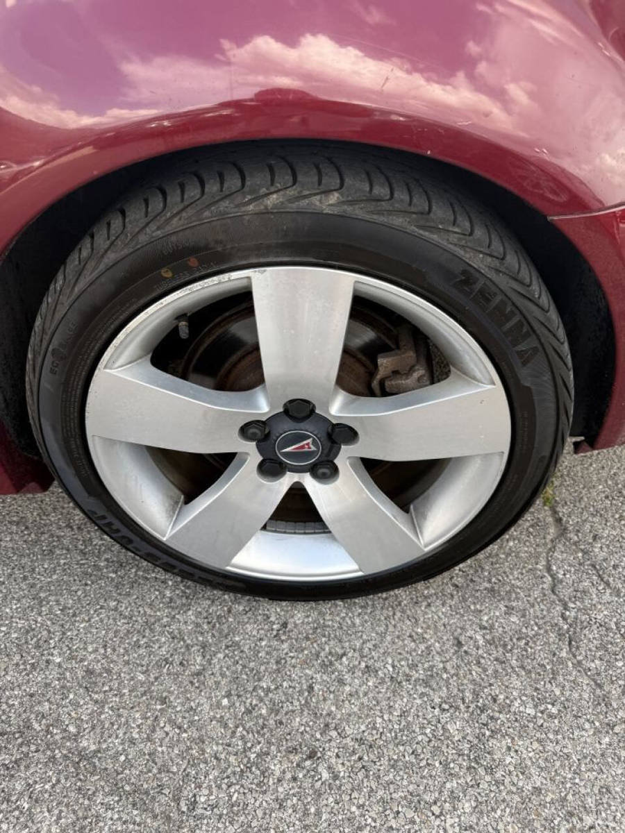 Used 2009 Pontiac G8 GT w/ Premium Package RWD image 25