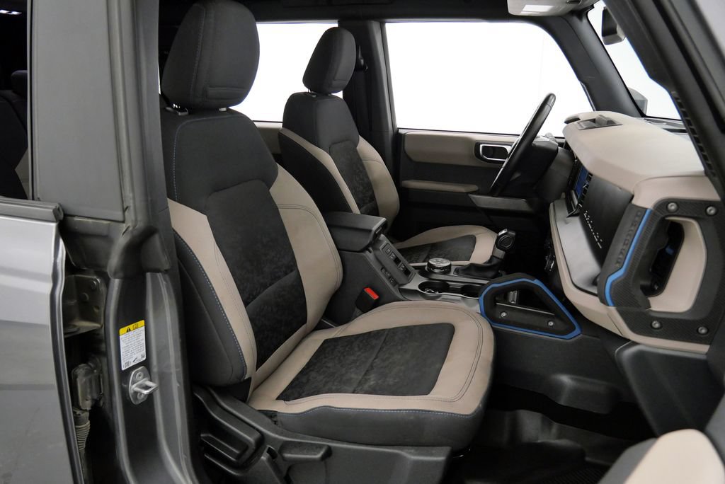 Used 2023 Ford Bronco Wildtrak AWD/4WD image 14